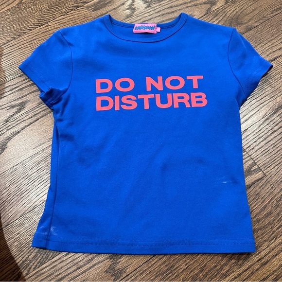 Edikted Do Not Disturb Baby Tee - Picture 1 of 2